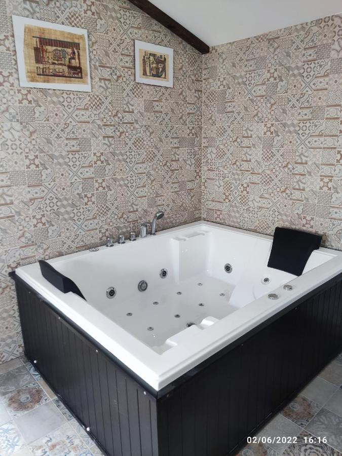 Villa egipto con jacuzzi y piscina climatizada Chiclana de la Frontera Esterno foto
