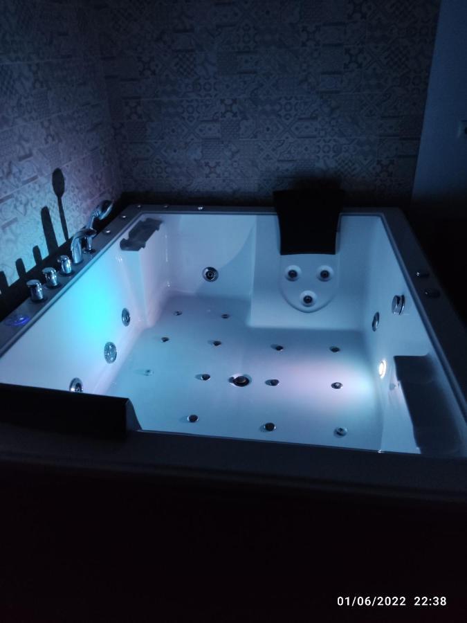 Villa egipto con jacuzzi y piscina climatizada Chiclana de la Frontera Esterno foto