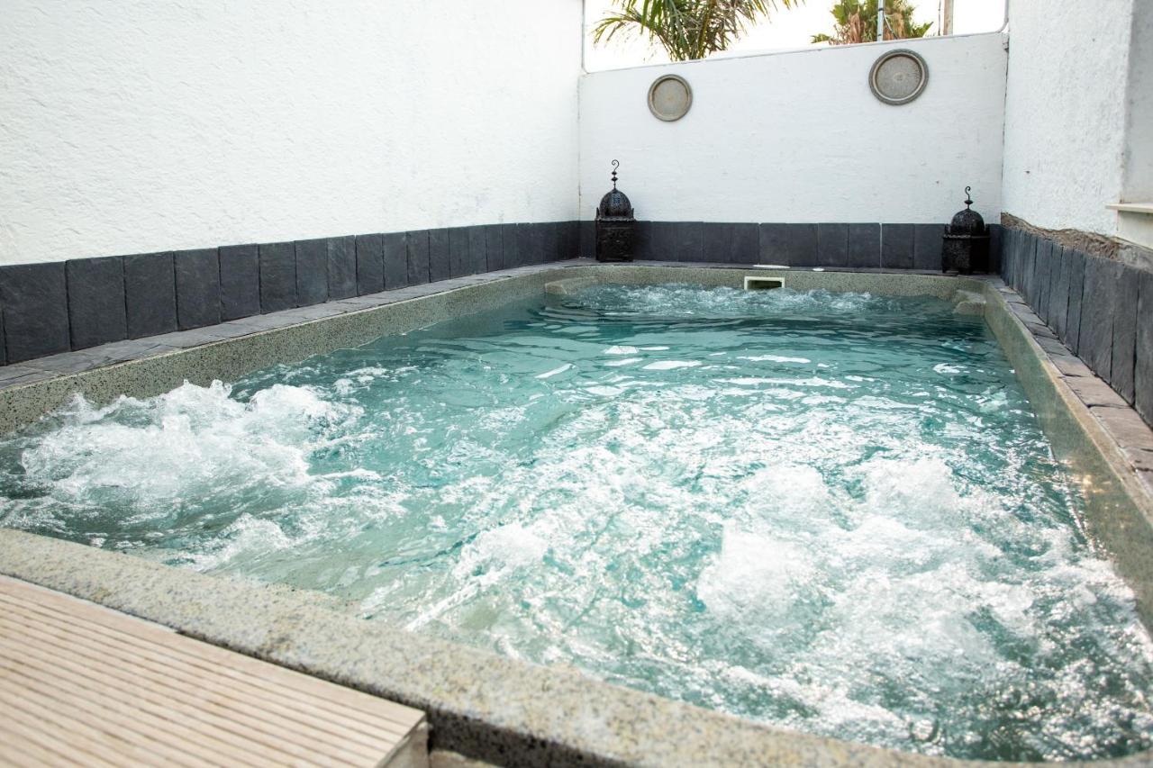 Villa egipto con jacuzzi y piscina climatizada Chiclana de la Frontera Esterno foto
